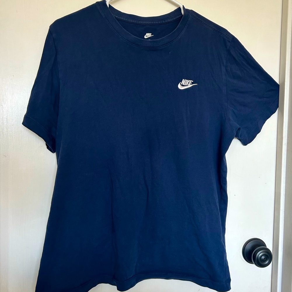 Nike Sportswear Club Men's T-Shirt